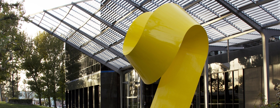 The Ram - by Charles O. Perry in Town Center Park