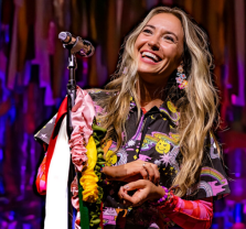 Lauren Daigle at Pacific Amphitheatre
