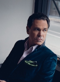 Kurt Elling Christmas at Segerstrom Center for the Arts Costa Mesa