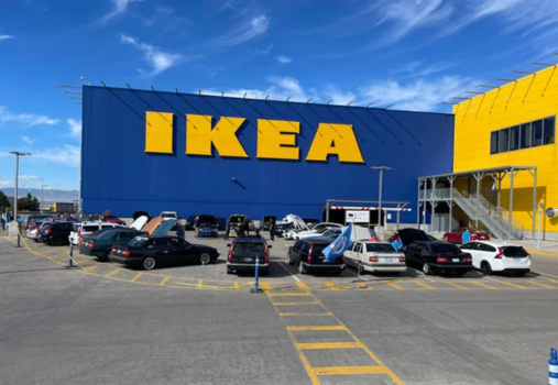 Cars & Coffee at IKEA